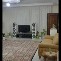 شمالی-دو-خواب-حیاط-دار-طبقه-همکف-با-پارکینگ