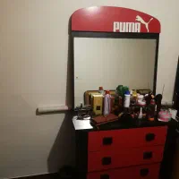 تعدادی ازوسایل منزل به دلیل مهاجرت