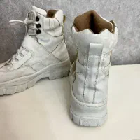 بوت، کتونی و صندل و کیف|کیف، کفش، کمربند|ساری, |دیوار