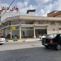 مغازه تجاری سر نبش