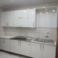 کابینت رنگ روشن / ۳متر در ۳متر / اماده