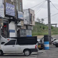 مغازه-تجاری-بربلوارشهیدصادقی