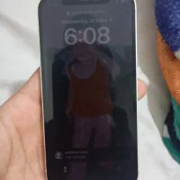 اپل iPhone 12 با حافظهٔ ۲۵۶ گیگابایت