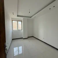 آپارتمان ۱۱۰متری نورگیرعالی سنددار خیابان امام|فروش آپارتمان|محمودآباد, |دیوار