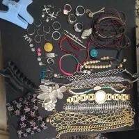 بدلیجات همشون باهم ۴۰۰تومن