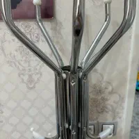 چوب لباسی ایستاده