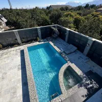 اجاره کلبه سویسی استخر روباز  چهارفصل|اجارهٔ کوتاه‌مدت ویلا و باغ|چمستان, |دیوار