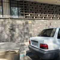 خانه.   در دو. طبقه.