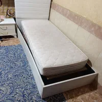 تخت خواب سالم تمیز بدون تشک