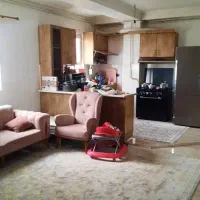 آپارتمان ۷۸متری طبقه اول سندار ۱دقیقه به مرکز شهر