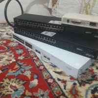 ۴ عدد دستگاه برای اینترنت ودوربین و..