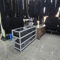 فروشنده خانم