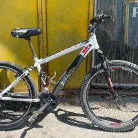 دوچرخه ۲۶|دوچرخه، اسکیت، اسکوتر|جره و بالاده, |دیوار