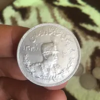 سکه رضا تصویری