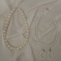 گردنبند و گوشواره مرواریدی