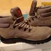 کفش کوهنوردی ریما دو ملیون و پانصد|کیف، کفش، کمربند|دهدشت, |دیوار