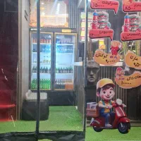 به دو نیرو جهت همکاری در فست فود