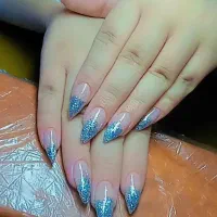 خدمات کاشت ناخن،فشیال صورت|خدمات آرایشگری و زیبایی|تبریز, |دیوار