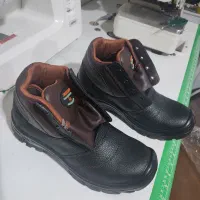 یک جفت نیم بوت کفش کار سایز ۴۰|کیف، کفش، کمربند|شاهین‌شهر, گزبرخوار|دیوار