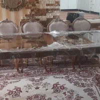 نهار خوری ۸ نفره به اضافه میز  نو
