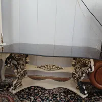 مبل هشت نفره بامیزوسط ودوعددعسلی|مبلمان خانگی و میز عسلی|اهواز, کوی فاطمیه|دیوار