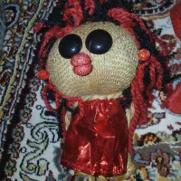 عروسکهای گوگولی قرمز کوچک