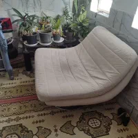 مبل تک‌نفره ی چرخنده و جلو مبلی ام دی آف|مبلمان خانگی و میز عسلی|یزد, |دیوار