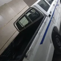 وانت مزدا کارا دو کابین 2000cc، مدل ۱۴۰۲