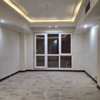 100متر-بر-اصلی-تازه-ساخت-لابی-دو-قدمی-مترو-تراس