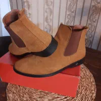 نیم بوت تمام چرم طبیعی گاوی.اورجینال  سایز ۴۱