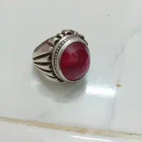 انگشتر یاقوت دونه اناری