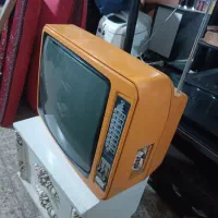 تلویزیون قدیمی|کلکسیون اشیاء عتیقه|رانکوه, |دیوار