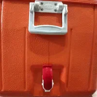یخچال مسافرتی شیردار