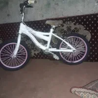 دوچرخه ۱۶سالم در حد نو رنگ صورتی