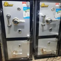 گاوصندوق زبانه چهار جهته تو قاب خور