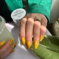 کاشت ناخن ۲۰۰