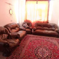 مبل راحتئ شیک و خوشگل|مبلمان خانگی و میز عسلی|خمینی‌شهر, |دیوار