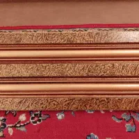 کتیبه و چوب پرده