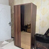 کمد لباس تمیز و سالم