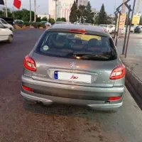 207|خودرو سواری و وانت|شیراز, ریشمک|دیوار