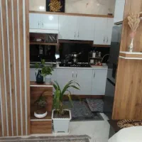 آپارتمان-طبقه-همکف-را-مجزا-حیاط-دار-آتشگاه