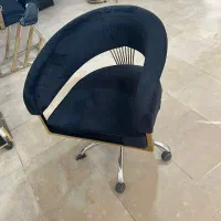 وسایل آرایشگاهی|مبلمان خانگی و میز عسلی|چهارباغ, |دیوار