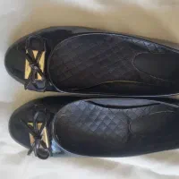 تعدادی کفش سایز ۳۹،۴۰