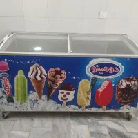 یخچال بستنی