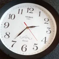 ساعت دیواری