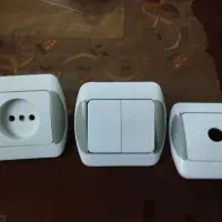 کلید پریز دلند