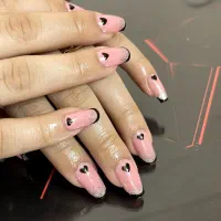 کاشت و خدمات ناخن