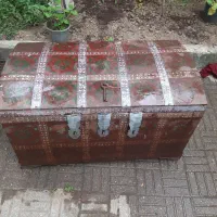 صندوق زیبای قفل دار با دزدگیر مکانیکی/۱۰۰ سال قدمت