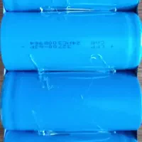 تعدادی باتری لیتیوم فسفات آهن 32700  و 18650