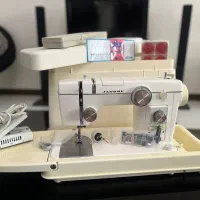 چرخ خیاطی ژانومه۸۰۲ بسیار تمیز درحد نو